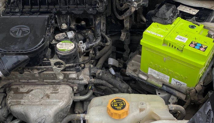 2017 Tata Tiago XT PETROL, Petrol, Manual, 27,057 km, Engine View - Left