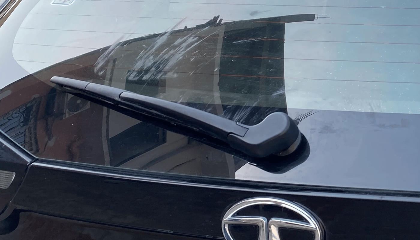 2022 Tata ALTROZ XZ PETROL, Petrol, Manual, 24,698 km, Rear Wiper