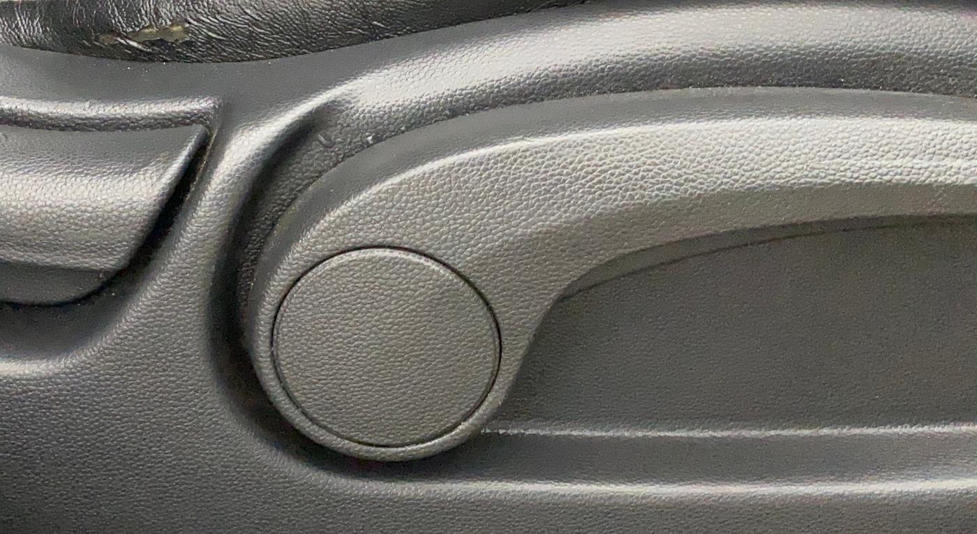 2017 Hyundai Creta SX PLUS 1.6 PETROL, Petrol, Manual, 70,805 km, Driver Side Adjustment Panel