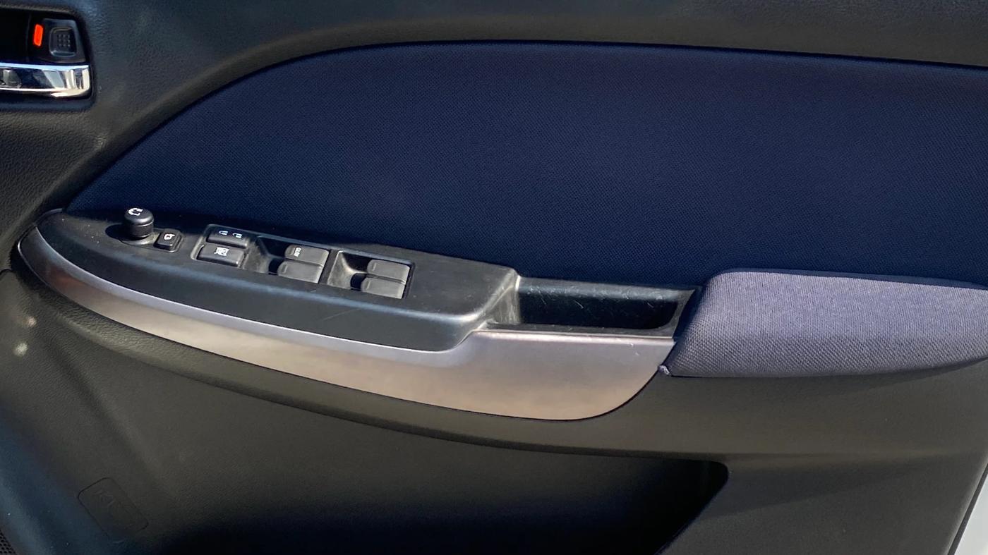 2020 Maruti Baleno ZETA PETROL 1.2, Petrol, Manual, 44,149 km, Driver Side Door Panels Control