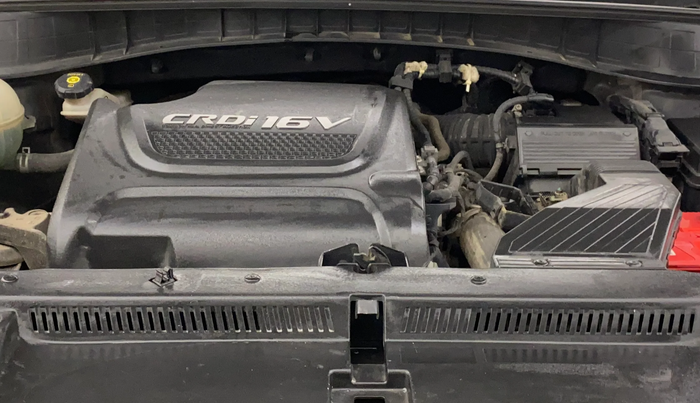 2017 Hyundai Tucson GLS 2WD AT DIESEL, Diesel, Automatic, 1,32,365 km, Engine View