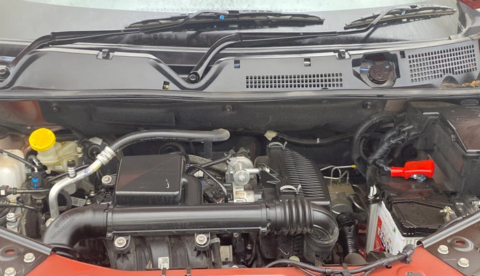 2025 Nissan MAGNITE Acenta B4D 1.0 Petrol AMT, Petrol, Automatic, 731 km, Engine View