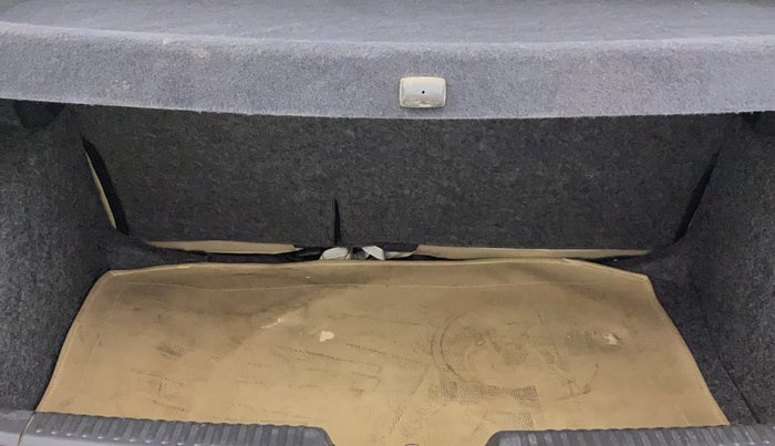 2015 Volkswagen Polo HIGHLINE1.2L, Petrol, Manual, 60,707 km, Boot Inside