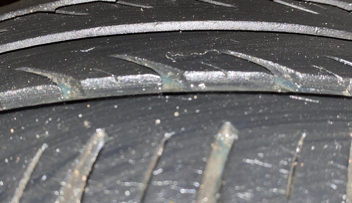 2018 Tata Tiago XZ PETROL, Petrol, Manual, 19,165 km, Right Rear Tyre Tread