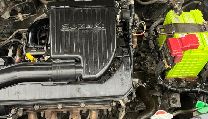 2017 Maruti Swift LXI (O), Petrol, Manual, 38,964 km, Engine View