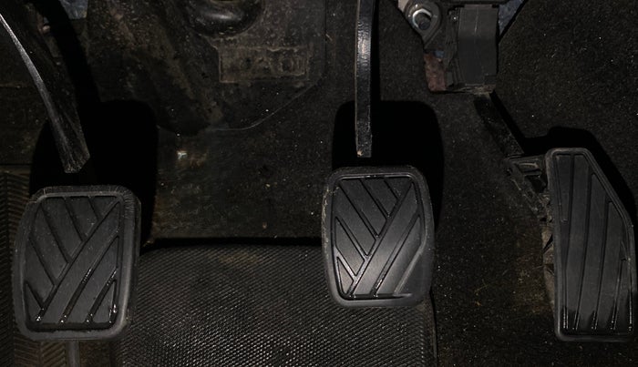 2023 Maruti FRONX DELTA PLUS 1.2MT, Petrol, Manual, 40,909 km, Pedals