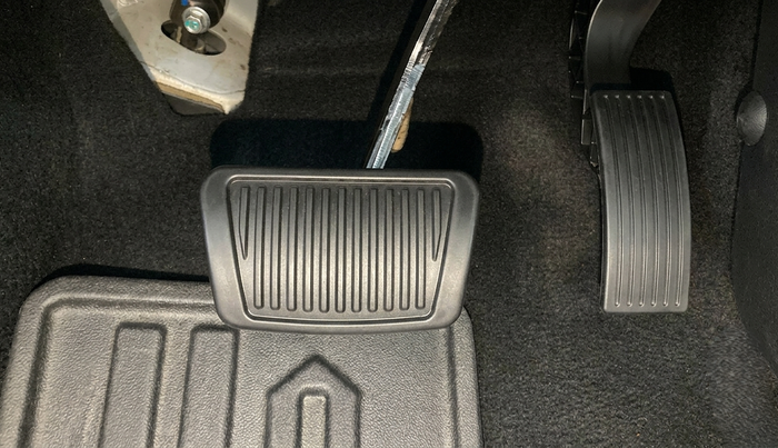 2020 KIA SONET HTK PLUS 1.0 DCT, Petrol, Automatic, 52,242 km, Pedals