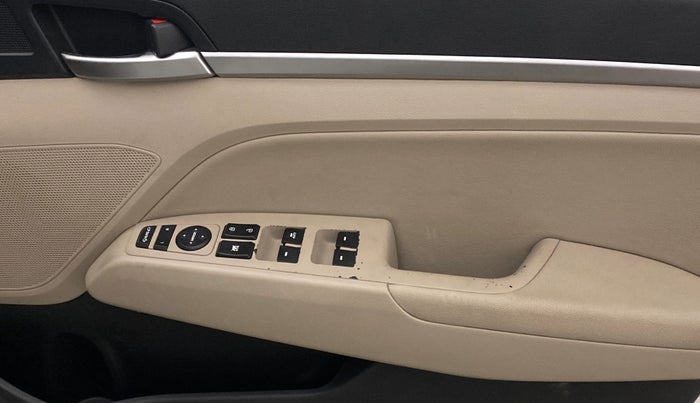 2020 Hyundai New Elantra 2.0 SX(O) AT PETROL, Petrol, Automatic, 50,981 km, Driver Side Door Panels Control