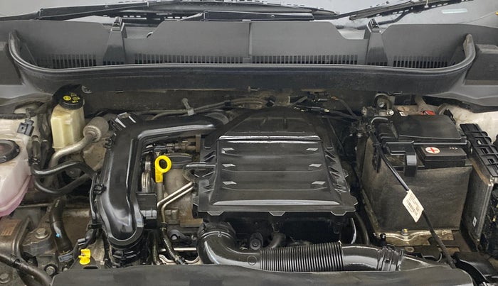 2022 Volkswagen TAIGUN COMFORTLINE 1.0 TSI MT, Petrol, Manual, 29,920 km, Engine View