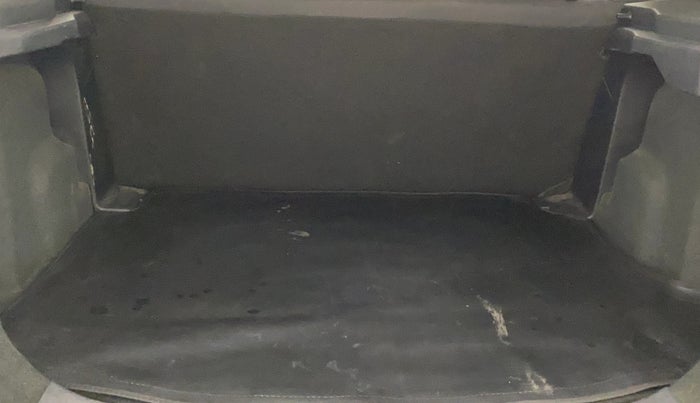 2023 Tata Harrier XE 2.0L KRYOTEC, Diesel, Manual, 1,04,313 km, Boot Inside