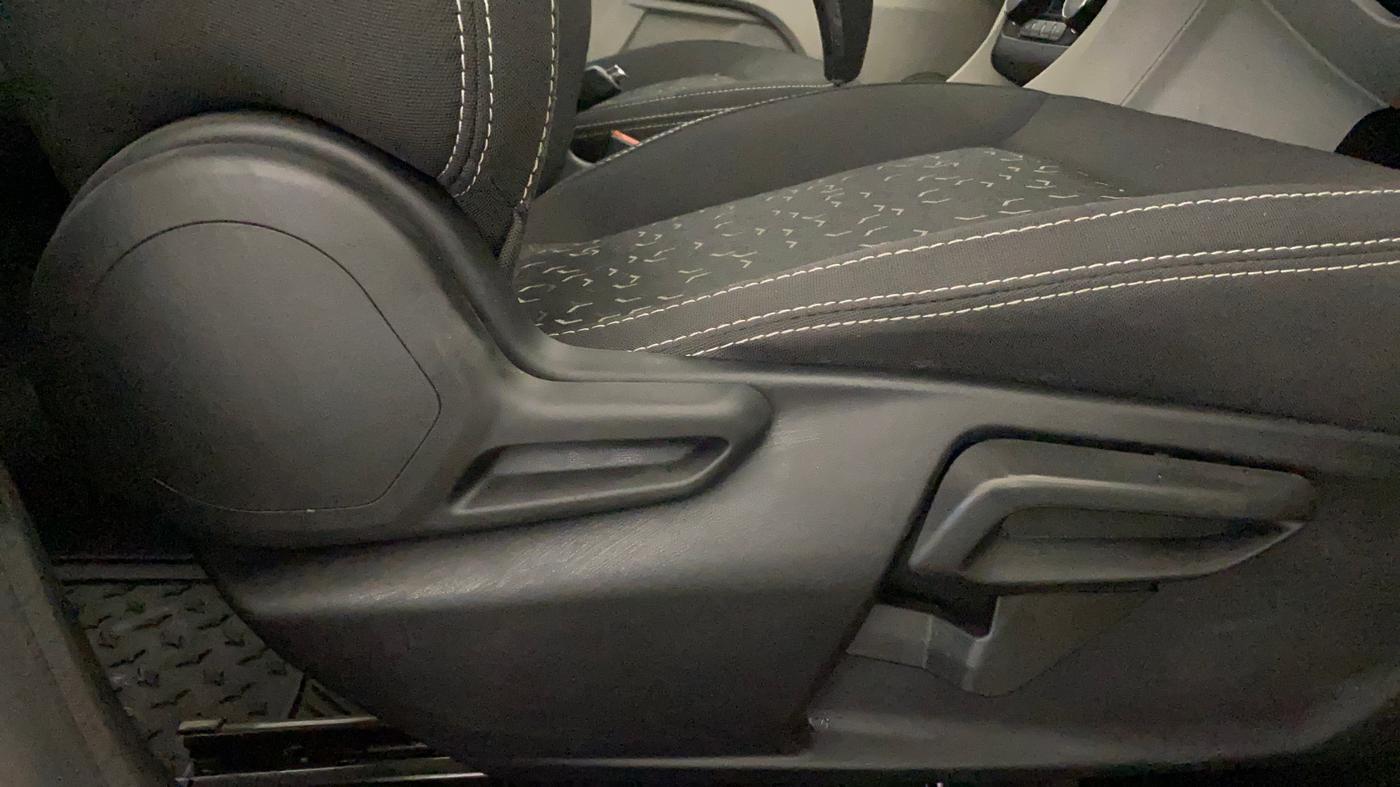 2023 Tata Tiago XZA PLUS PETROL, Petrol, Automatic, 21,223 km, Driver Side Adjustment Panel