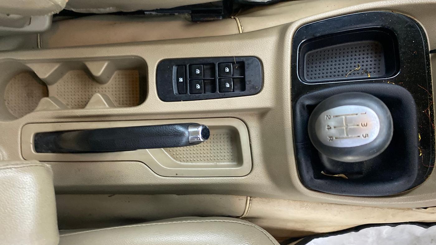 2022 Mahindra BOLERO NEO N10 R, Diesel, Manual, 97,068 km, Gear Lever