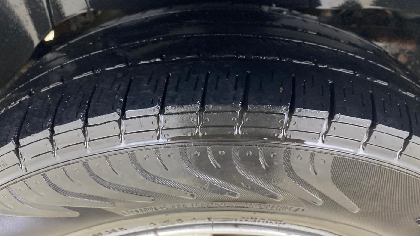 2022 Mahindra BOLERO NEO N10 R, Diesel, Manual, 97,068 km, Right Rear Tyre Tread