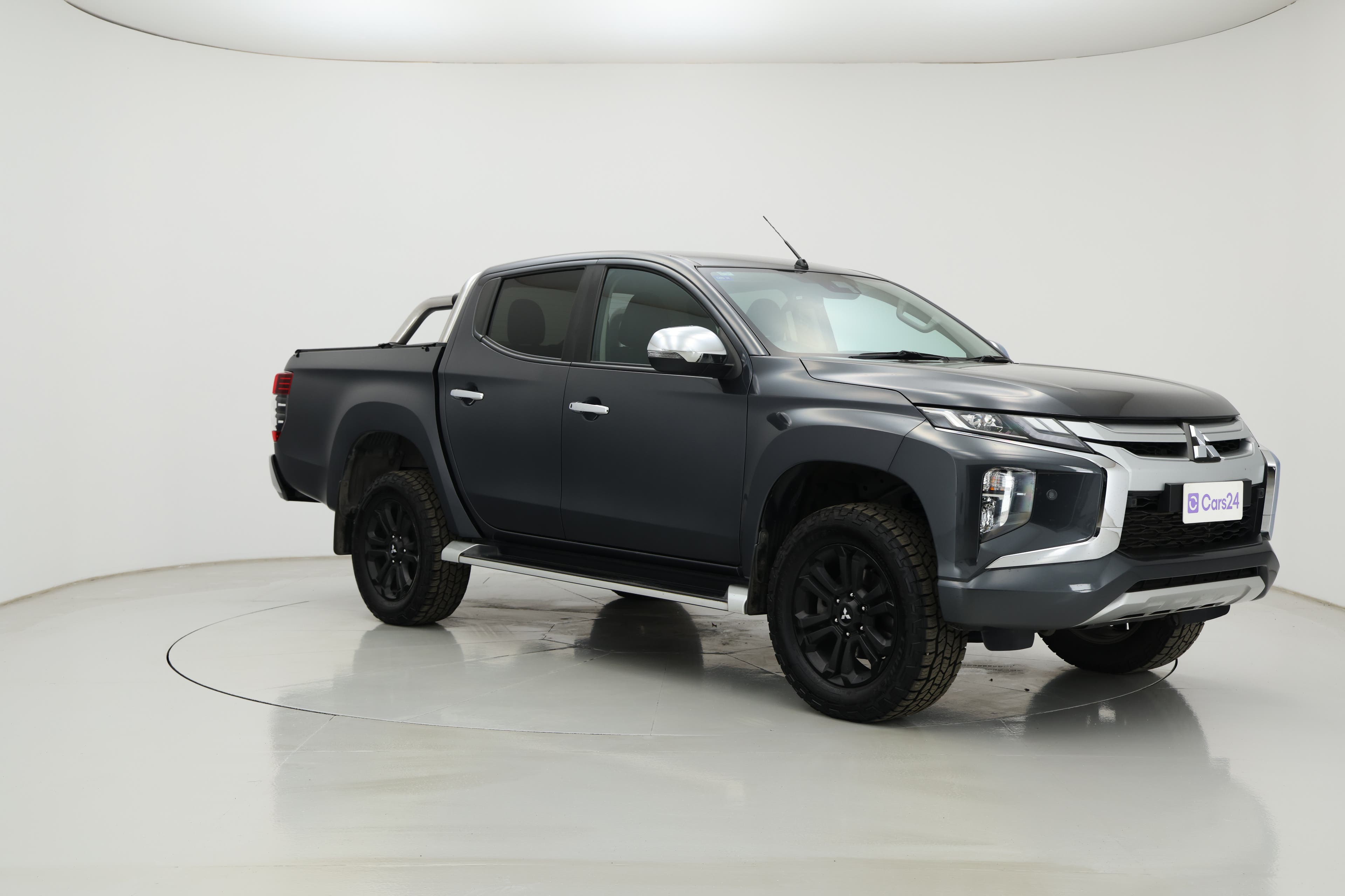 Mitsubishi Triton image