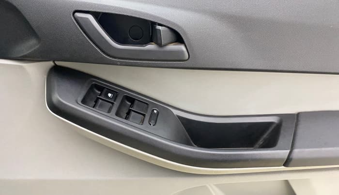 2023 Tata Tiago XT CNG, CNG, Manual, 36,774 km, Driver Side Door Panels Control