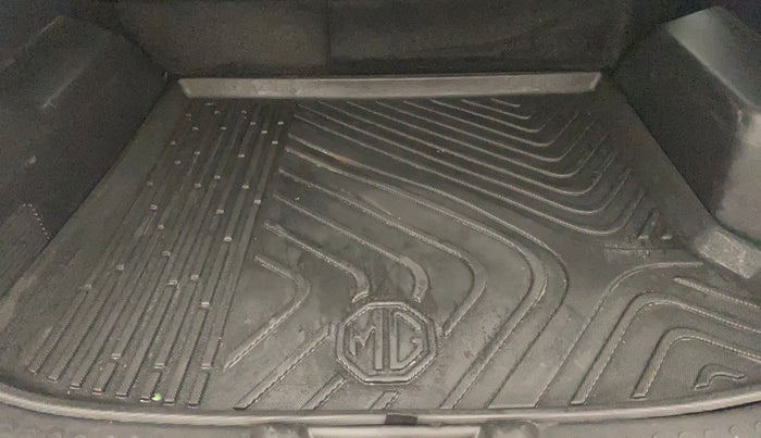 2020 MG HECTOR SHARP HYBRID 1.5 PETROL, Petrol, Manual, 52,565 km, Boot Inside