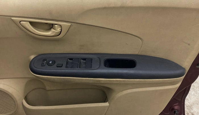 2015 Honda Amaze 1.2L I-VTEC S, Petrol, Manual, 67,474 km, Driver Side Door Panels Control