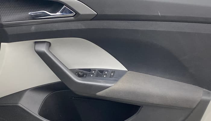 2022 Skoda KUSHAQ AMBITION 1.0L TSI AT, Petrol, Automatic, 19,468 km, Driver Side Door Panels Control