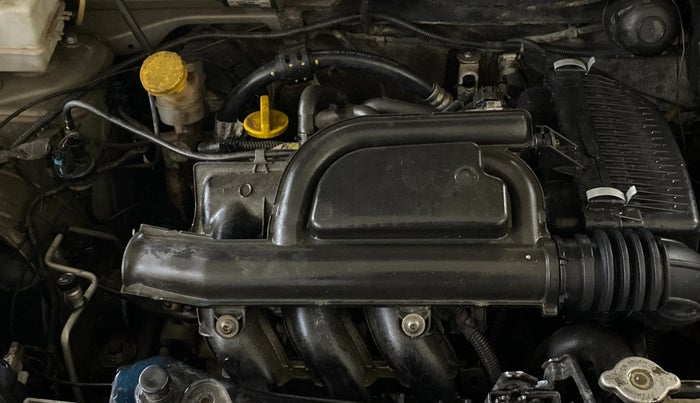 2016 Renault Kwid RXT 0.8, Petrol, Manual, 93,026 km, Engine View - Right