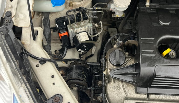 2017 Maruti Wagon R 1.0 VXI AMT, Petrol, Automatic, 23,129 km, Engine View - Right