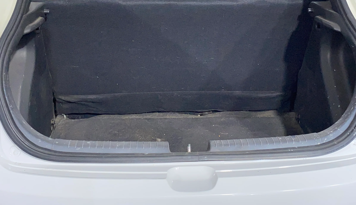 2015 Hyundai Elite i20 ERA 1.2, Petrol, Manual, 60,349 km, Boot Inside