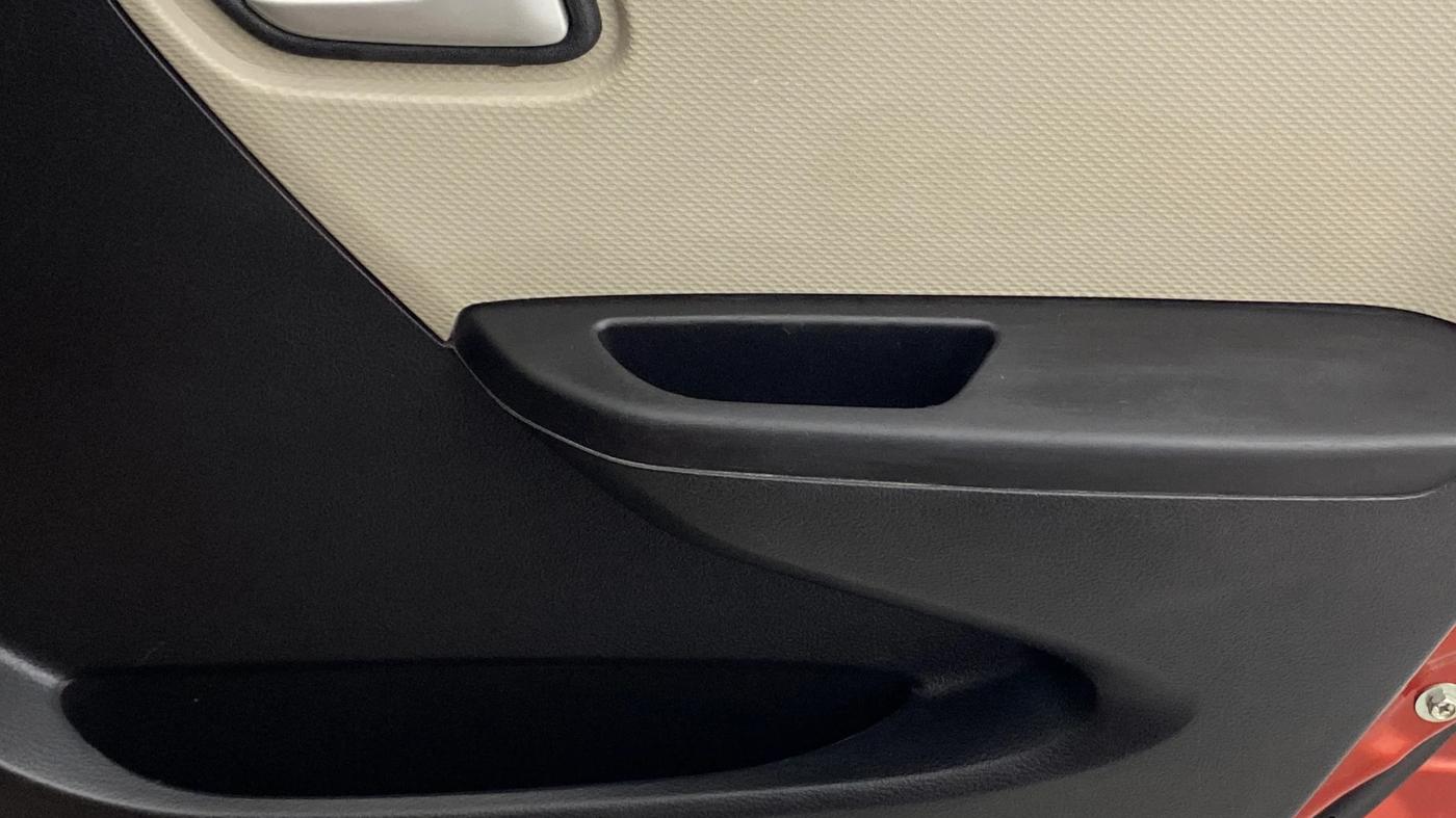 2022 Maruti Alto VXI PLUS, Petrol, Manual, 31,563 km, Driver Side Door Panels Control