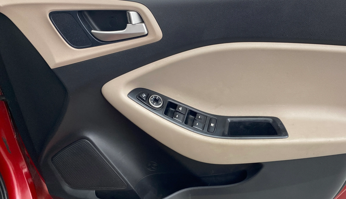 2016 Hyundai Elite i20 ASTA 1.2 (O), Petrol, Manual, 1,16,648 km, Driver Side Door Panels Control