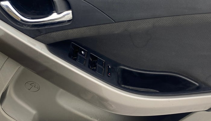 2018 Tata NEXON XZ PLUS PETROL, Petrol, Manual, 1,08,610 km, Driver Side Door Panels Control