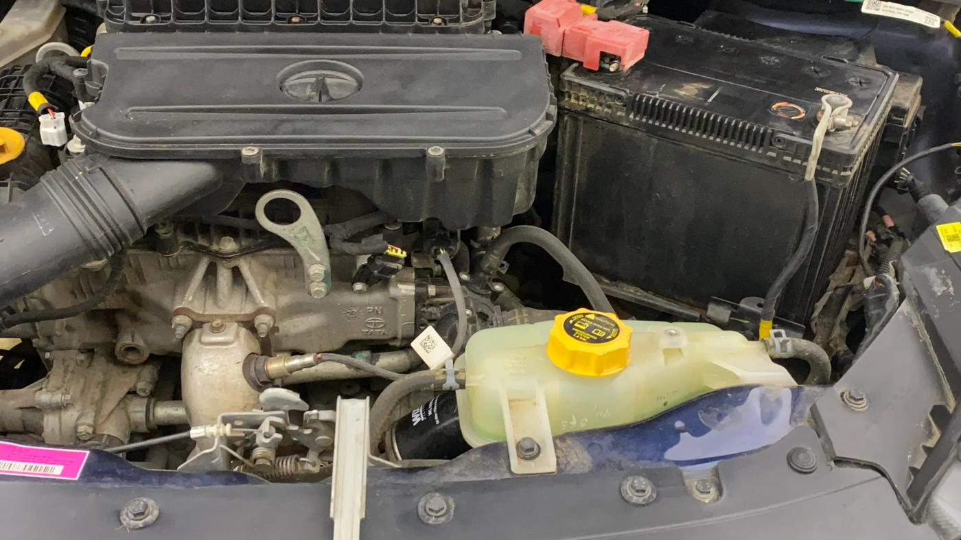 2023 Tata TIGOR XZ PLUS CNG, CNG, Manual, 44,354 km, Engine View - Left