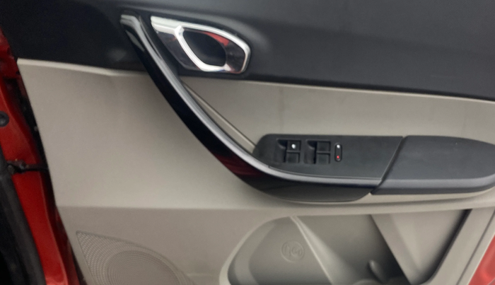 2019 Tata Tiago XZ PLUS PETROL, Petrol, Manual, 49,076 km, Driver Side Door Panels Control