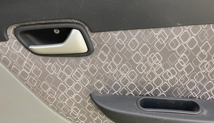 2018 Maruti Alto 800 LXI, Petrol, Manual, 73,792 km, Driver Side Door Panels Control