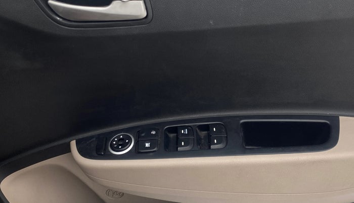 2014 Hyundai Xcent S 1.2, Petrol, Manual, 26,454 km, Driver Side Door Panels Control