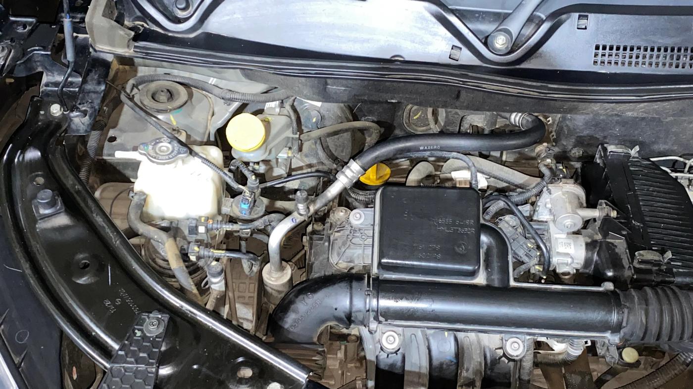 2022 Nissan MAGNITE XV PREMIUM, Petrol, Manual, 10,015 km, Engine View - Right