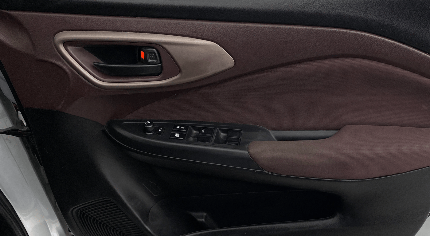 2024 Maruti FRONX DELTA PLUS 1.2L AGS, Petrol, Automatic, 19,672 km, Driver Side Door Panels Control