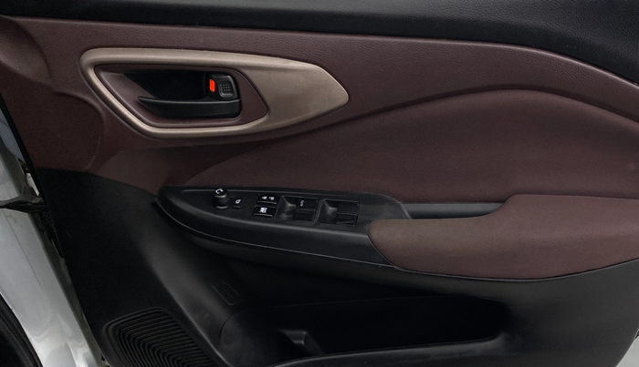 2024 Maruti FRONX DELTA PLUS 1.2L AGS, Petrol, Automatic, 19,672 km, Driver Side Door Panels Control