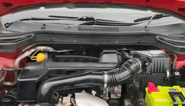 2019 Mahindra XUV300 W8 1.5 DIESEL AMT, Diesel, Automatic, 84,929 km, Engine View