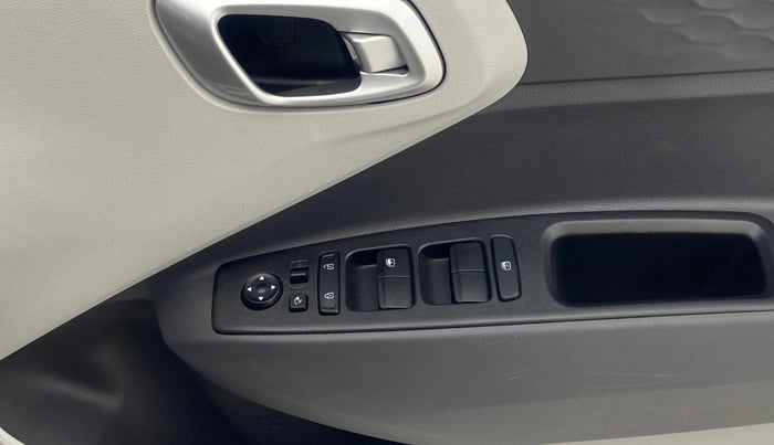 2025 Hyundai GRAND I10 NIOS ASTA AMT 1.2 KAPPA VTVT, Petrol, Automatic, 2,707 km, Driver Side Door Panels Control