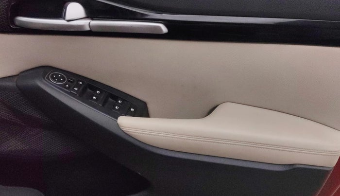 2020 KIA SELTOS HTX 1.5 DIESEL, Diesel, Manual, 83,001 km, Driver Side Door Panels Control