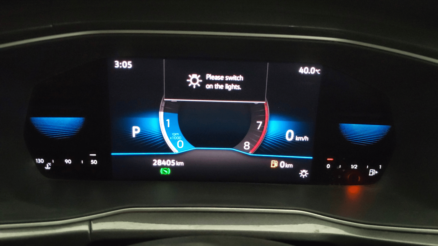 2022 Volkswagen TAIGUN TOPLINE 1.0 TSI AT, Petrol, Automatic, 28,405 km, Odometer Image