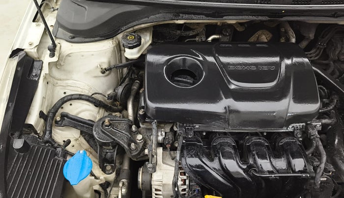 2018 Hyundai Verna 1.6 VTVT SX O, Petrol, Manual, 1,11,324 km, Engine View - Right