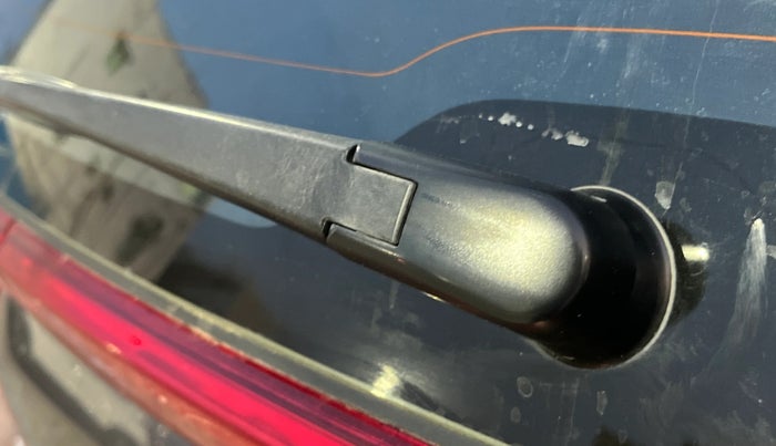 2018 Honda BR-V 1.5L I-VTEC S, Petrol, Manual, 53,772 km, Rear Wiper