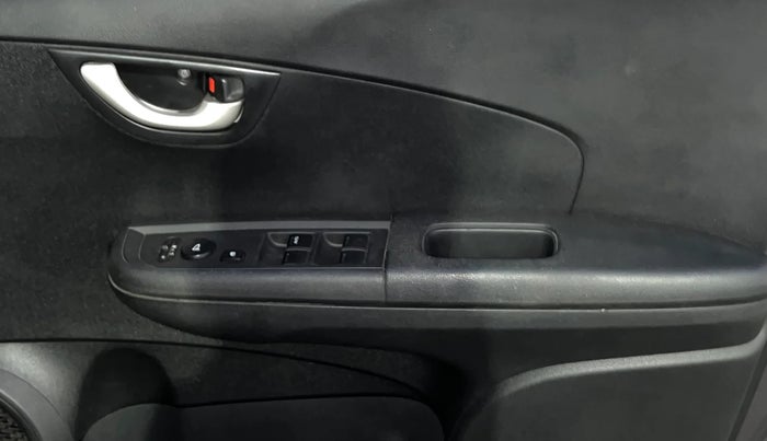 2018 Honda BR-V 1.5L I-VTEC S, Petrol, Manual, 53,772 km, Driver Side Door Panels Control