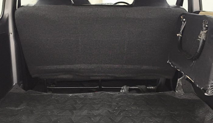 2017 Maruti Eeco 5 STR WITH A/C+HTR, Petrol, Manual, 55,232 km, Boot Inside