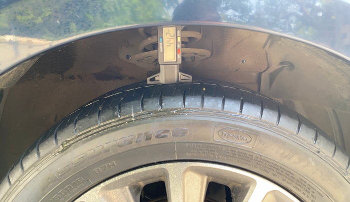 2022 Maruti Ciaz ALPHA  AT 1.5 SHVS PETROL, Petrol, Automatic, 40,947 km, Right Front Tyre Tread