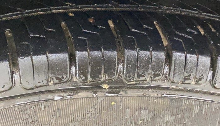 2022 Maruti Dzire VXI, Petrol, Manual, 67,369 km, Left Front Tyre Tread