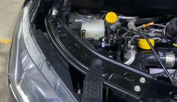 2022 Nissan MAGNITE XV TURBO CVT, Petrol, Automatic, 44,865 km, Engine View - Right