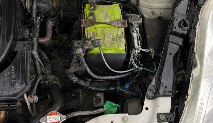 2016 Maruti Swift LXI (O), Petrol, Manual, 44,420 km, Engine View - Left