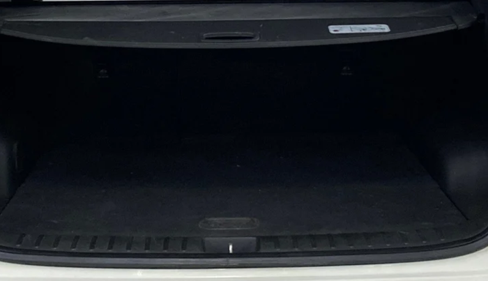 2018 Hyundai Tucson GLS 4WD AT DIESEL, Diesel, Automatic, 1,28,073 km, Boot Inside