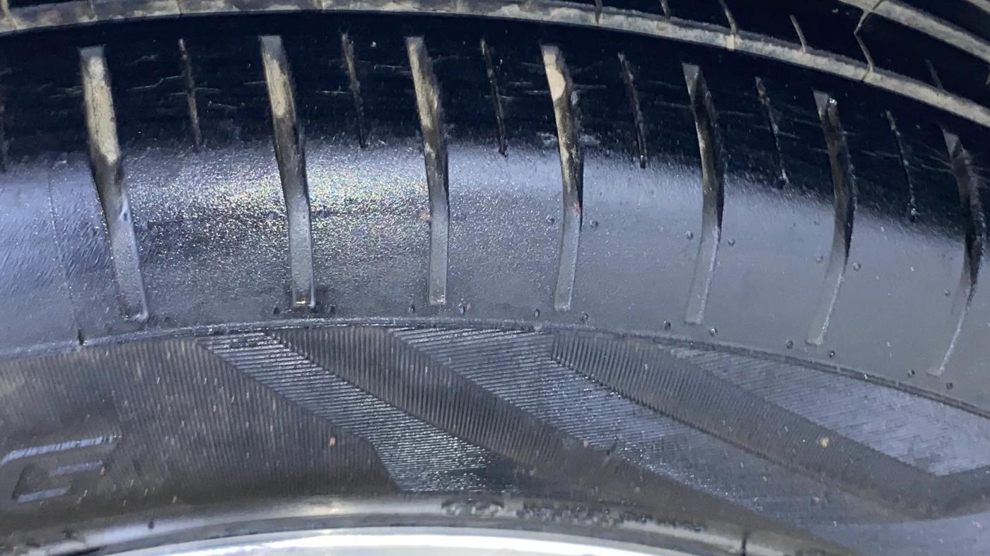 2020 Maruti Swift ZXI PLUS, Petrol, Manual, 21,069 km, Left Rear Tyre Tread