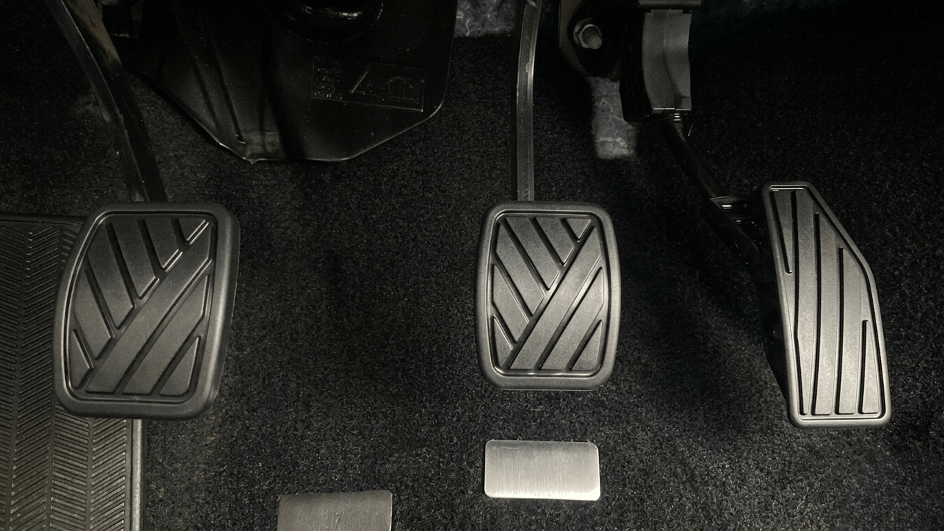2024 Toyota Glanza S, CNG, Manual, 15,482 km, Pedals